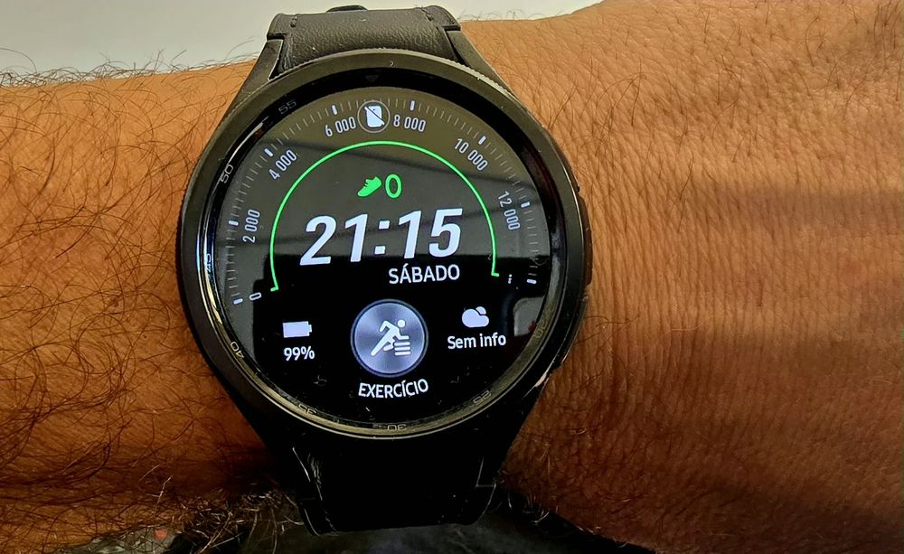 Smartwatch Samsung com aro rotativo  como novo