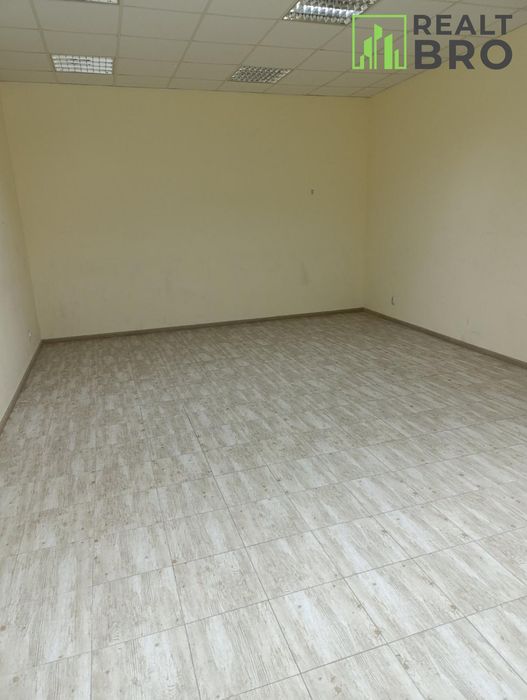 Офіс на 1 поверсі, Виставка