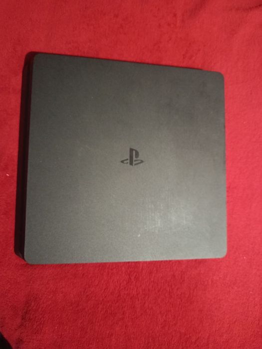 Продам Sony playstation 4 Slim