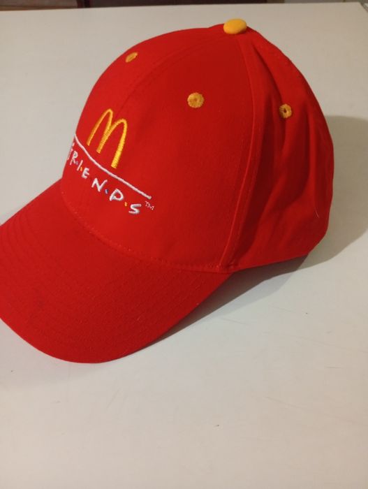 Бейсболка Макдональдс друзі