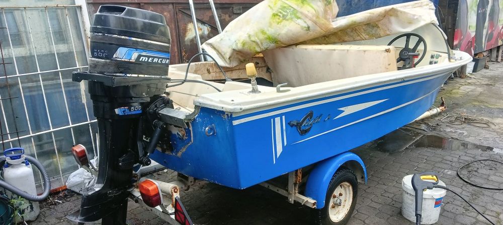Motorówka z silnikiem Mercury Przyczepka