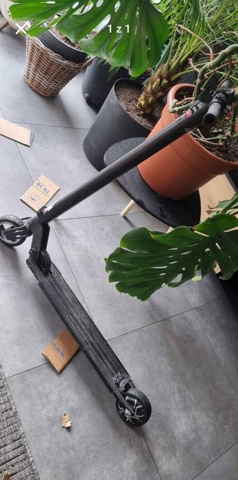 Hulajnoga elektryczna