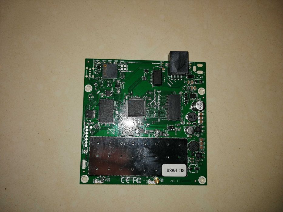 Routerboard RB711 5hn mikrotik płyta mmcx