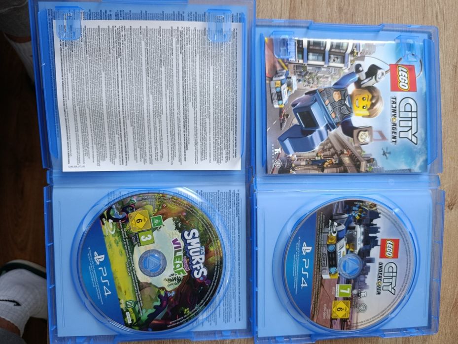 Sprzedam Gry PlayStation 4 LEGO Smerfy