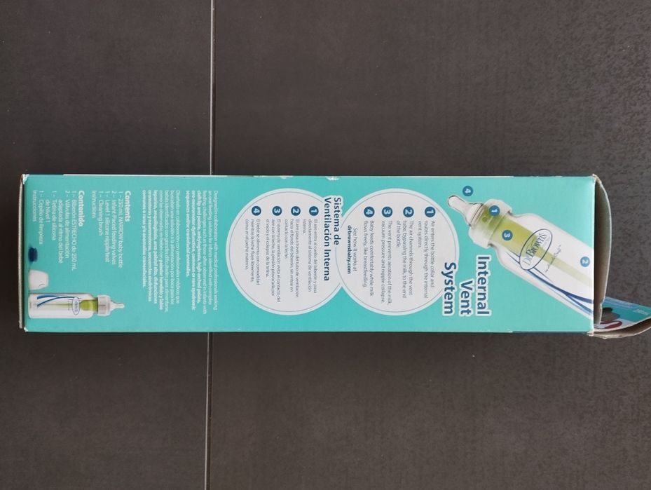 Biberão Dr. Brown's com sistema anti-cólicas