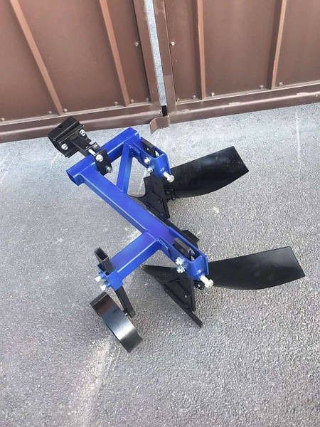 Плуг мотоблочный двух корпусный 2*20, удлиненная сцепка