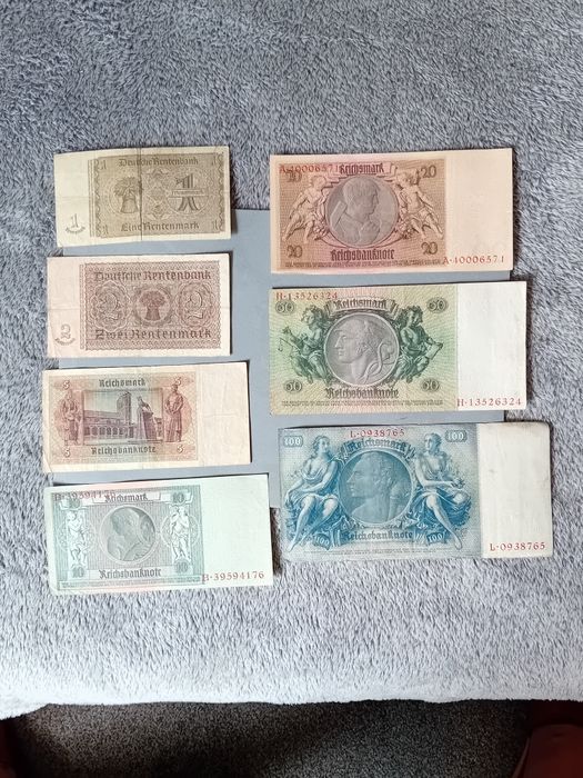 Przedwojenne banknoty niemieckie.