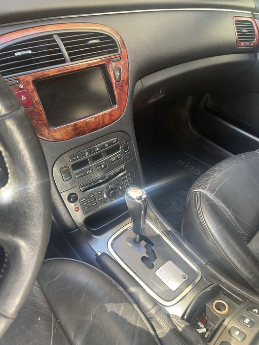 Peugeot 607 (2.7 HDI AT)