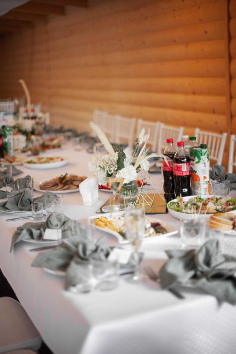 Є СВІТЛО!Оренда будинку подобово з великим залом!Басейн з підігрівом