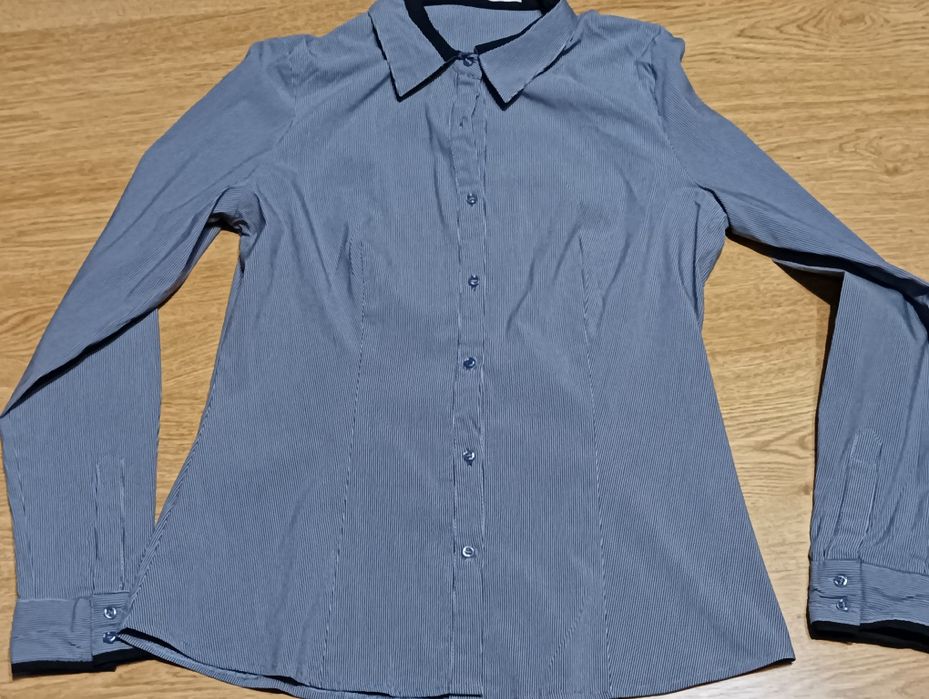 81*Bluzka damska koszulowa rozmiar XL