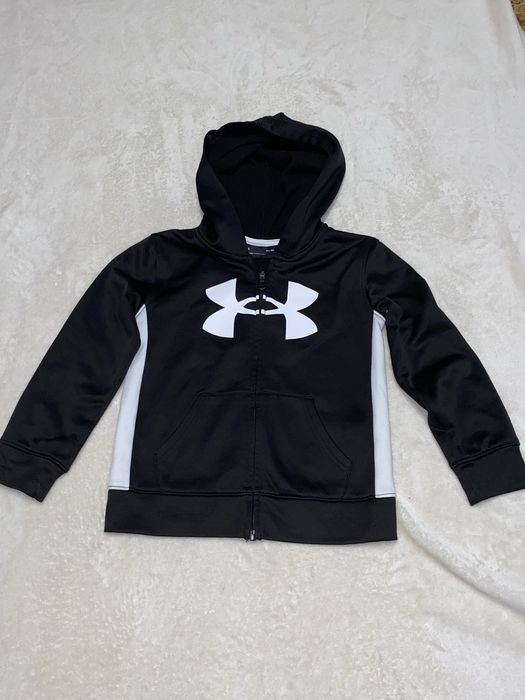 Спортивний костюм   Under Armour р-р 104-110 на вік 4-5 років