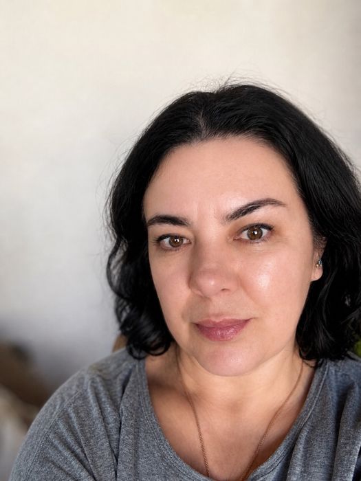 Професійний масаж та воскова депіляція