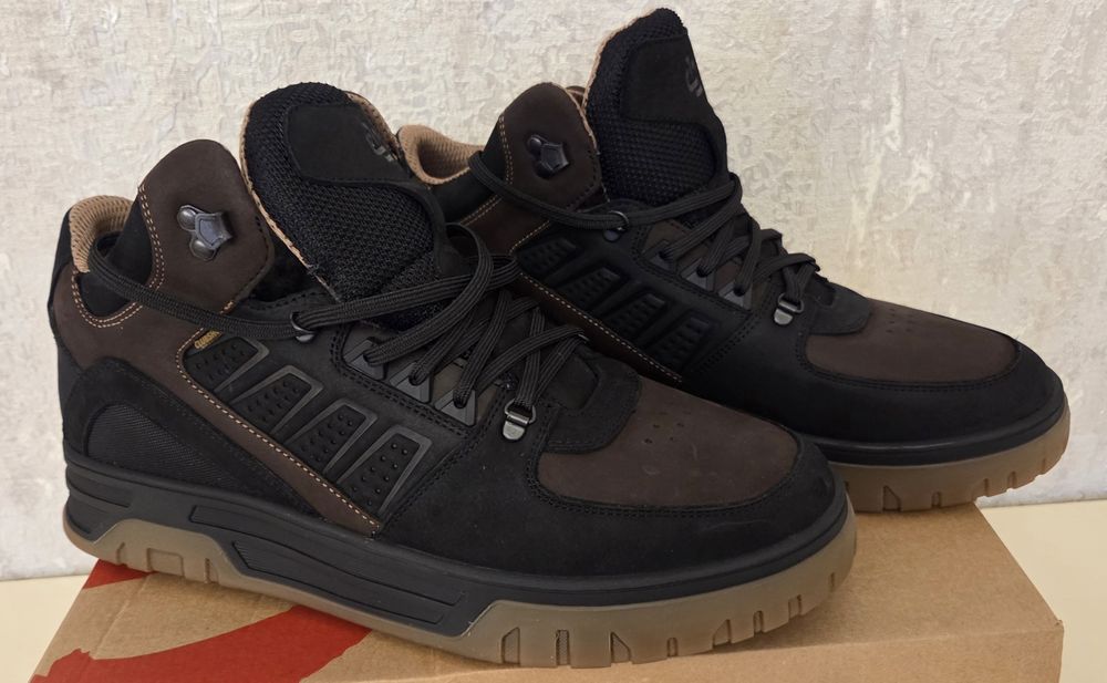 Зимові шкіряні черевики Clubshoes коричневі Blaze  р. 43  29см