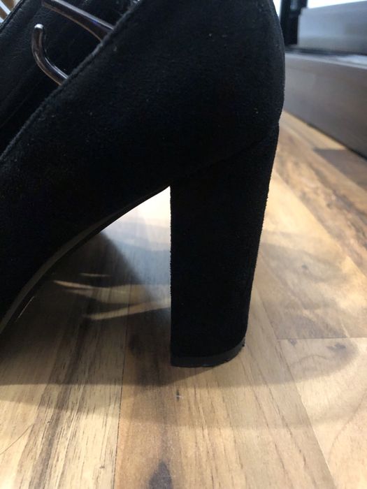 Продам туфлі