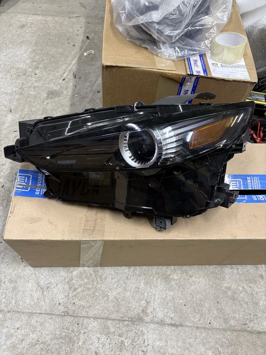 Фара mazda cx-30 оригинал