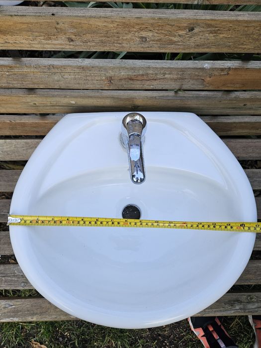 Umywalka  około  45 cm  tanio !