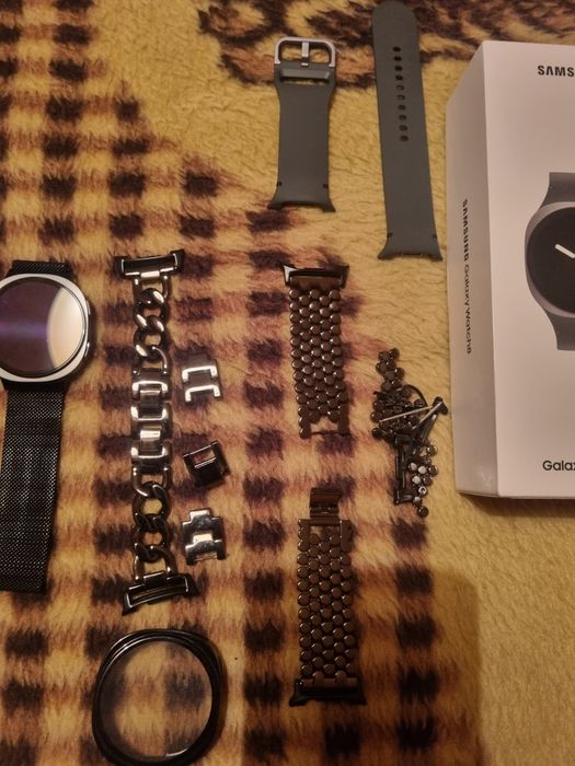 Samsung watch 8 + Extras - Aceito ps4 + jogos + acerto monetário  !!