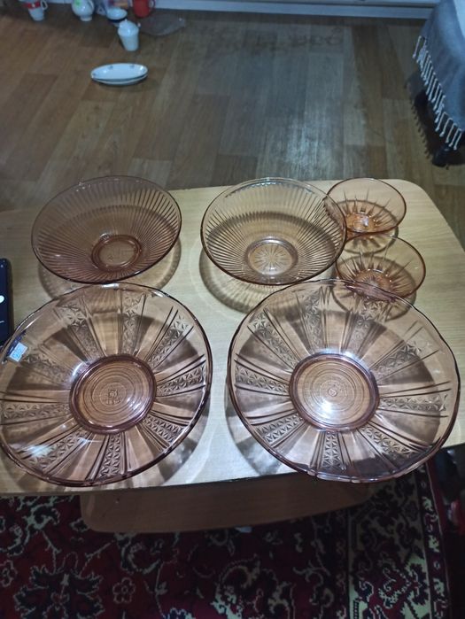 Продається салатниці медове скло