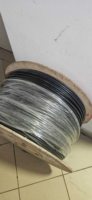 Cat 7 Kabel sieciowy zewnetrzny  1000 m / cat6