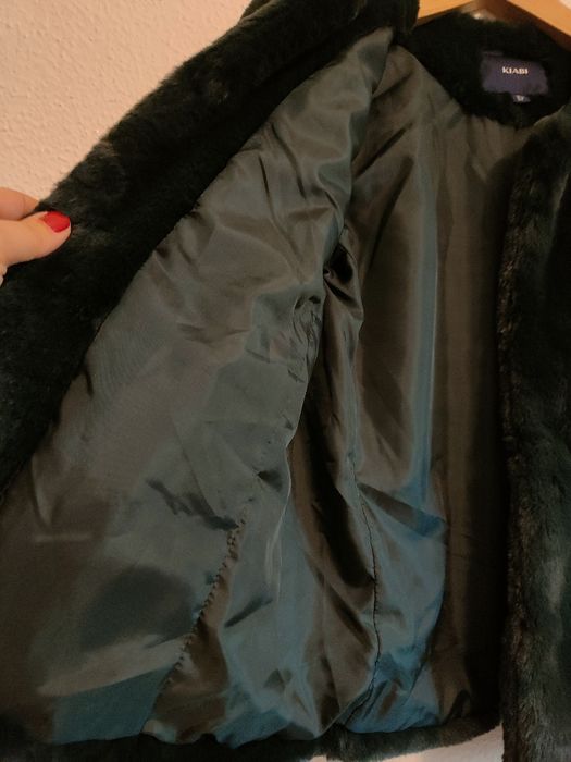 Casaco de pêlo falso