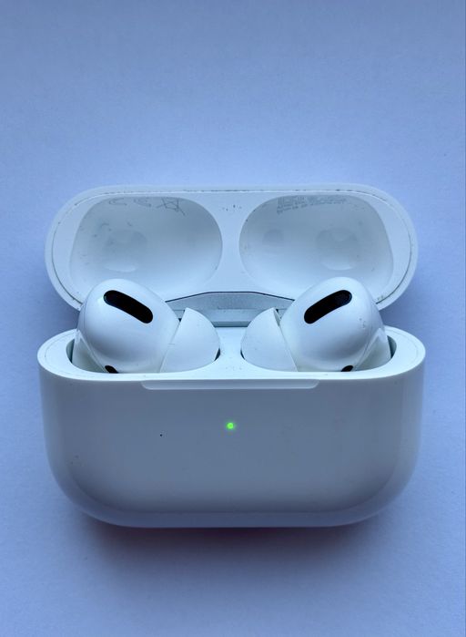 Apple airpods pro 1 (оригінал)
