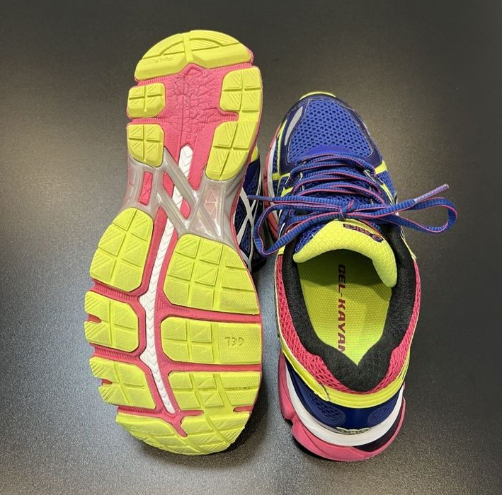 Крутезні asics kayano 21 

Практично ін