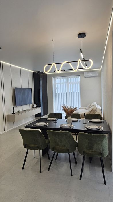 Продається будинок з ремонтом Крихівці