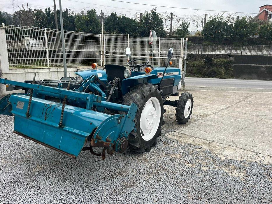Trator Mitsubishi D2650FD c/fresa