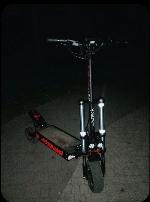 Продам електро самокат Croser roket 11 60v
