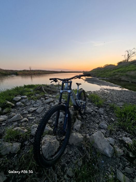 Commencal supreme v4 2022