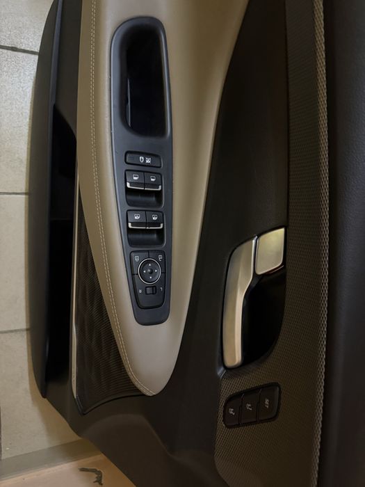 Салон з картами та підлокітником HYUNDAI SANTA FE IV 2021р