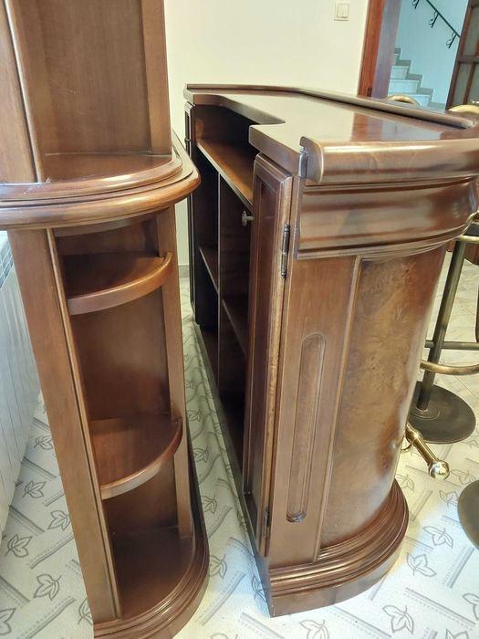 Stylowe meble ekskluzywny barek firmy Modenese Gastone Italy +3 stołki