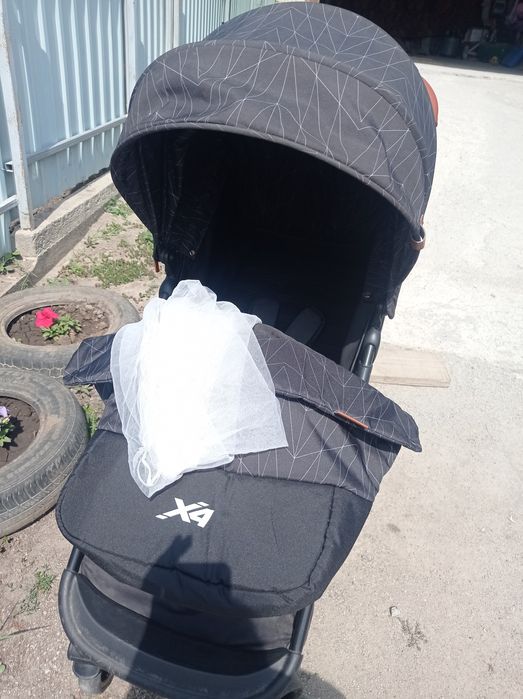 Коляска прогулочна Camino X4 як нова