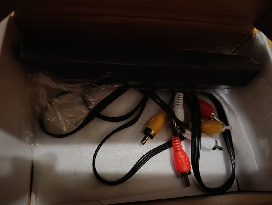 Цифровий тюнер Т2 Simax White