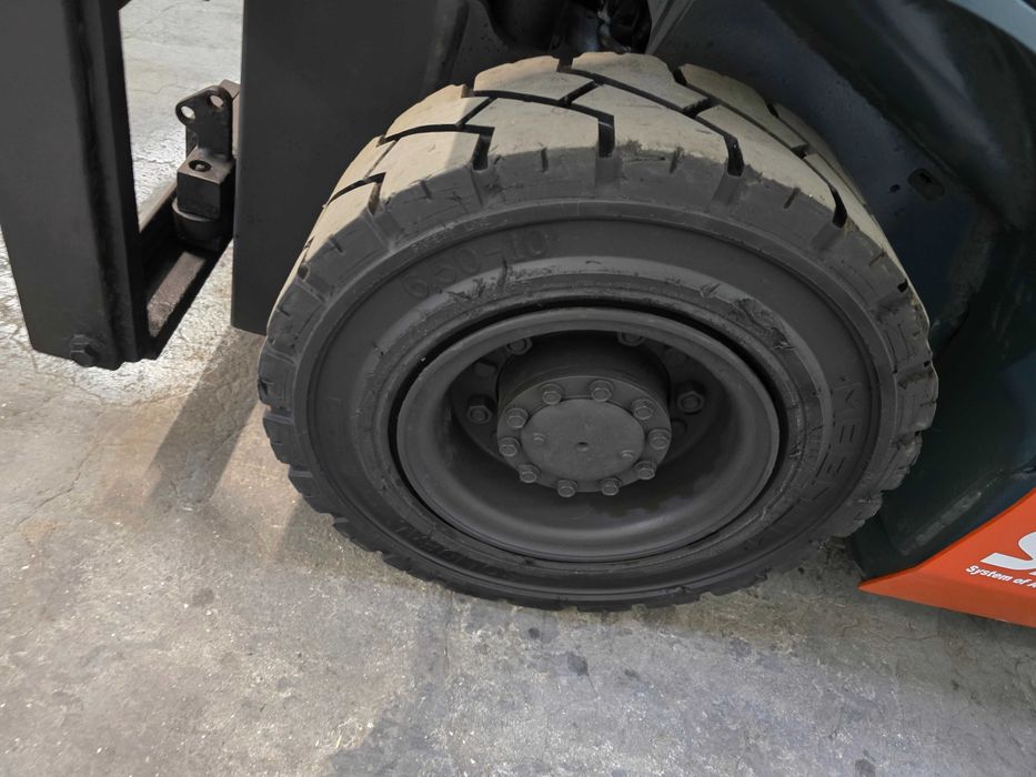 Навантажувач вилковий, газовий 1.8 тонн, Toyota 02-8FGF18 Триплекс