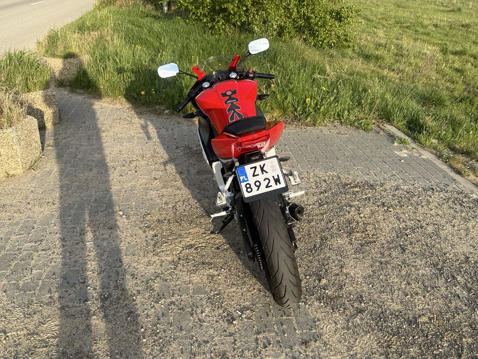 YAMAHA YZF-R125 / 2015 / LIFT / ABS / Jak Nowa!/ Doinwestowana!