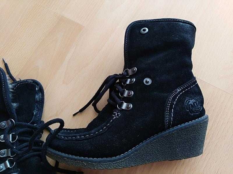MT buty zimowe na koturnie, ocieplane futerkiem rozmiar 36