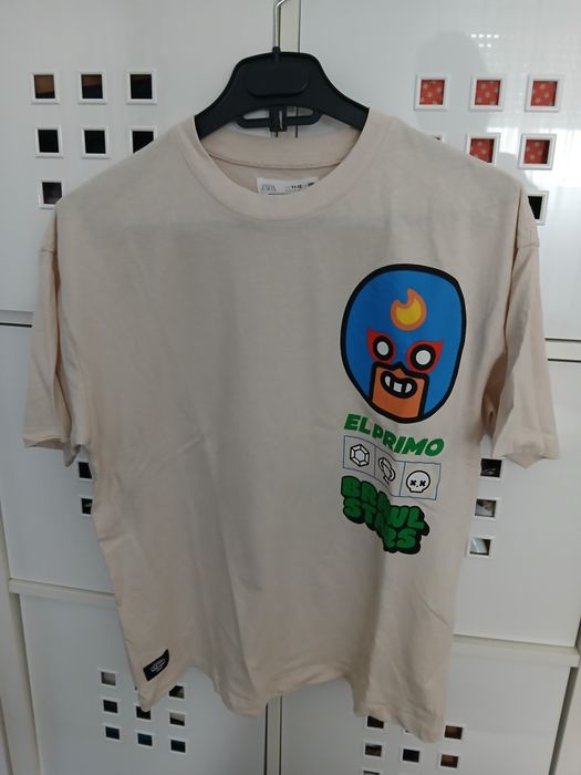 T-shirt e calcoes 11/12 anos