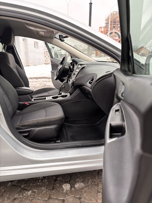 Продам Авто chevrolet cruze
