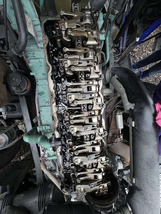 Валл рокера, ось коромисел Volvo fh13 euro 6 euro 5 в зборі, комплект.