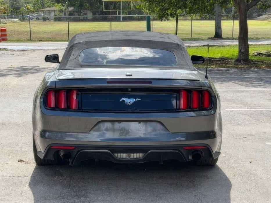 Ford Mustang EcoBoost Premium Convertible      2017