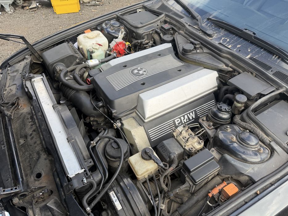 ==== CZĘŚCI BMW E32 ==== RARYTAS silnik WSZYSTKO DO E34&E32