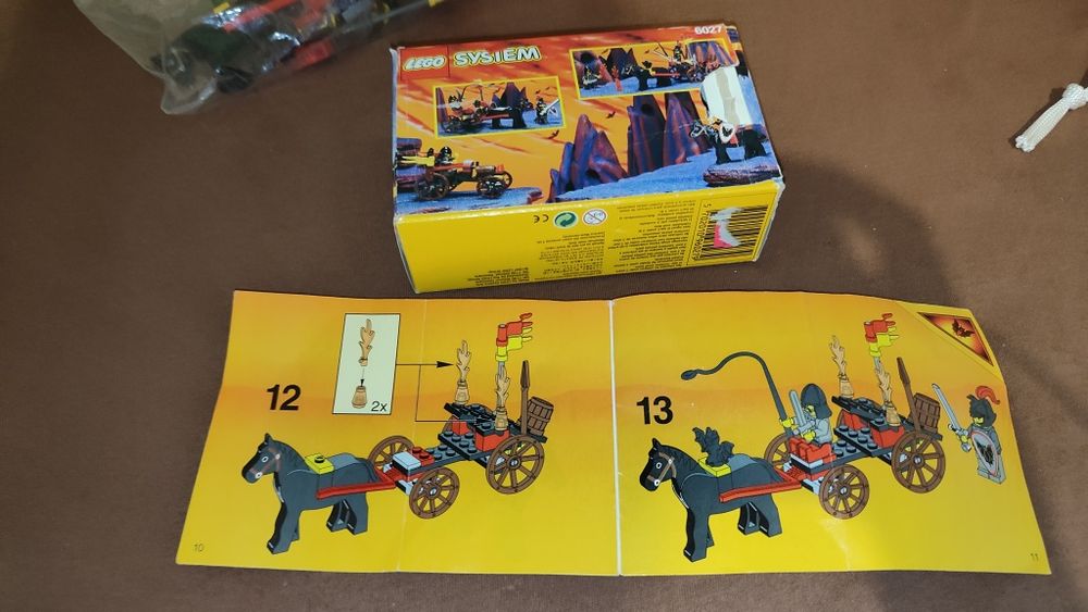 LEGO 6027 bat lord's catapult