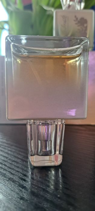 Woda perfumowana Avon