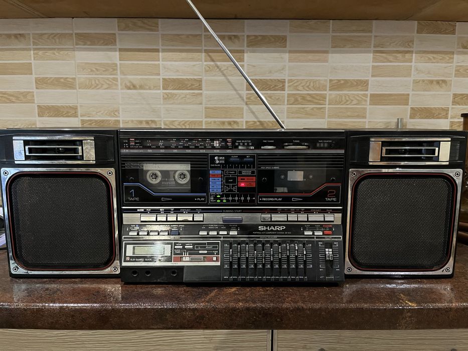 Магнитофон ШАРП  SHARP GF-800 Z (BK)