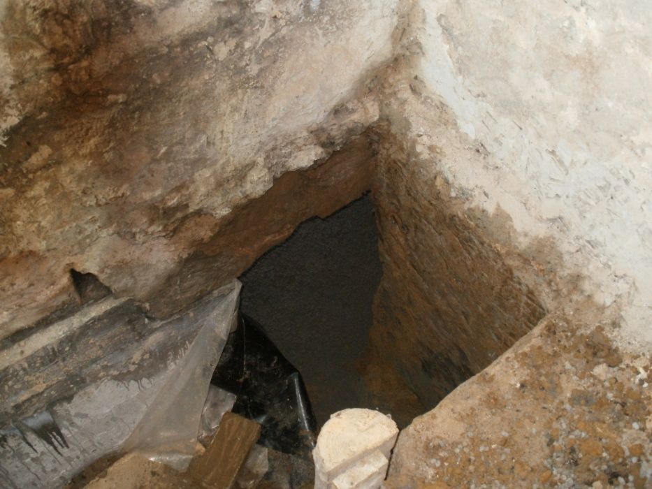 Podbicia podbijania  fundamentów pogłębienie piwnic schronu bunkier