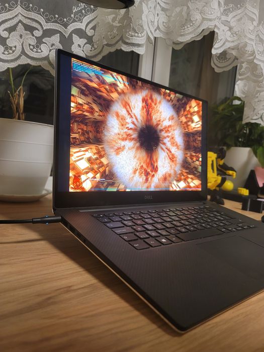 Dell XPS 7590 i7-9750H / Nvidia 1650 / 4k сенсорний / 16gb /  1000GB
