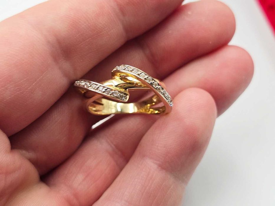 Pleciony kręcony złoty pierścionek 585 wywijany |Plus Lombard