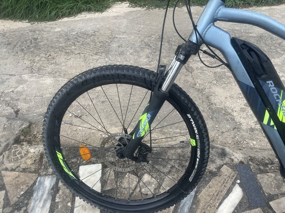 Bicicleta elétrica Rockrider – Como nova