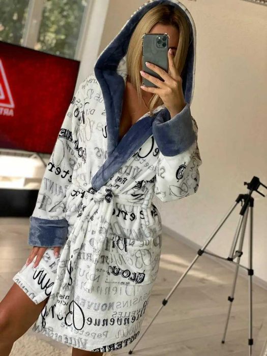 Женский теплый плюшевый короткий домашний халат